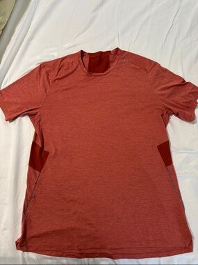 lululemon athletica Men's Short Sleeve Crew Tee in Rust
